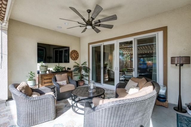 1462 N Twinberry Avenue, Clovis, CA 93619