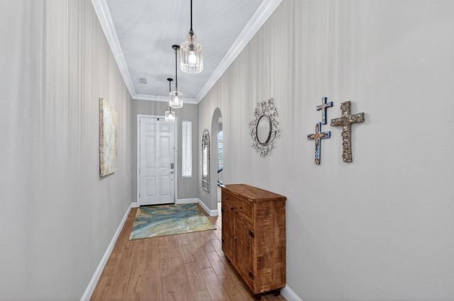 1462 N Twinberry Avenue, Clovis, CA 93619