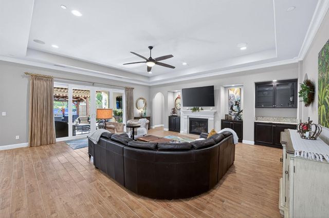 1462 N Twinberry Avenue, Clovis, CA 93619