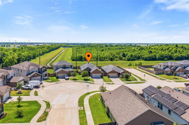 7254 Victorville Drive, Rosharon, TX 77583