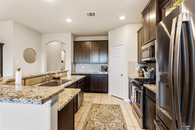 7254 Victorville Drive, Rosharon, TX 77583