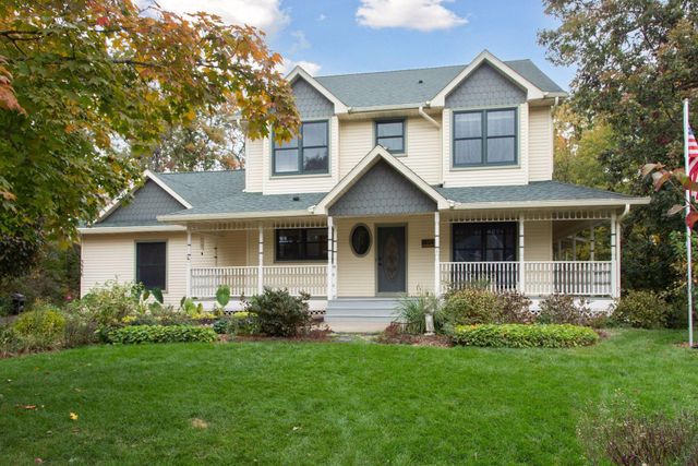 3350 Staples Place, Stillwater, MN 55082