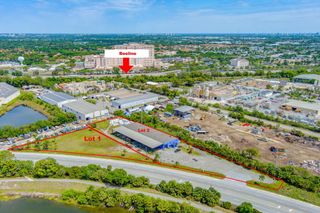 7030 Haverhill Road, Riviera Beach, FL 33407