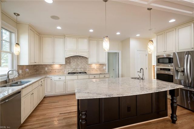 204 62nd ST, Virginia Beach, VA 23451