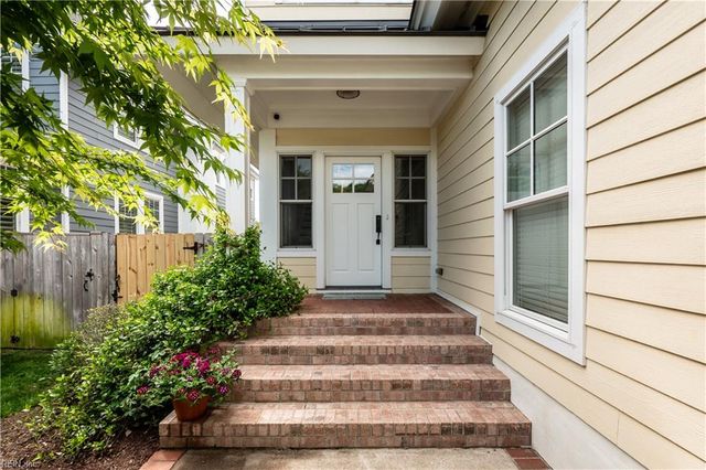 204 62nd ST, Virginia Beach, VA 23451