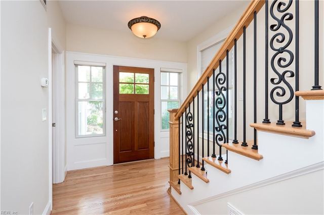 204 62nd ST, Virginia Beach, VA 23451