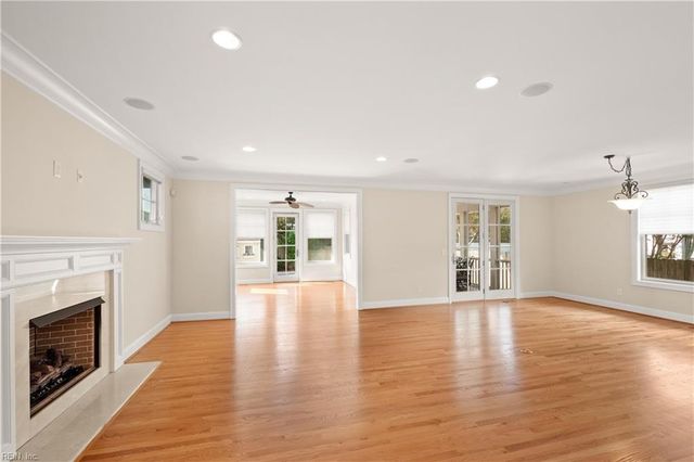 204 62nd ST, Virginia Beach, VA 23451