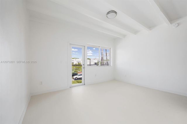 3915 N Meridian Avenue 201, Miami Beach, FL 33140