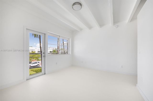 3915 N Meridian Avenue 201, Miami Beach, FL 33140