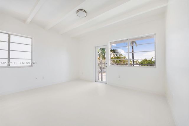 3915 N Meridian Avenue 201, Miami Beach, FL 33140