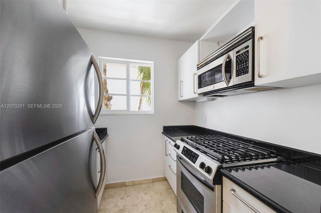 3915 N Meridian Avenue 201, Miami Beach, FL 33140