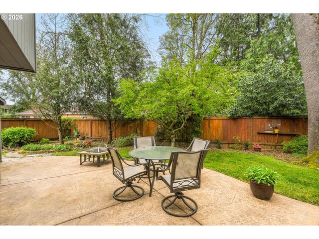 14821 Sw KENTON Dr, Portland, OR 97224