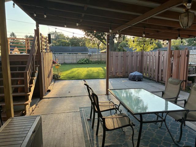 653 S 15th AVENUE, West Bend, WI 53095