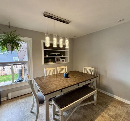 653 S 15th AVENUE, West Bend, WI 53095