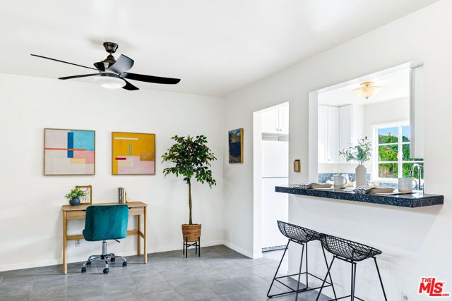 11901 W Sunset Boulevard 219, Los Angeles, CA 90049