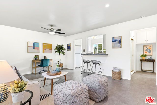 11901 W Sunset Boulevard 219, Los Angeles, CA 90049