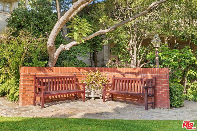 11901 W Sunset Boulevard 219, Los Angeles, CA 90049