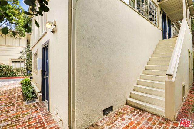 11901 W Sunset Boulevard 219, Los Angeles, CA 90049