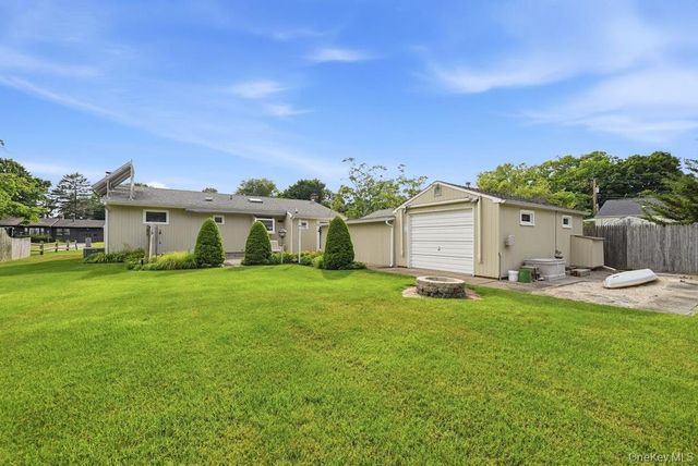 32 Jackson Street, Riverhead, NY 11901