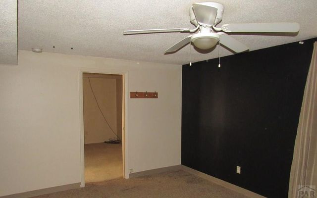 2831 Azalea St, Pueblo, CO 81005