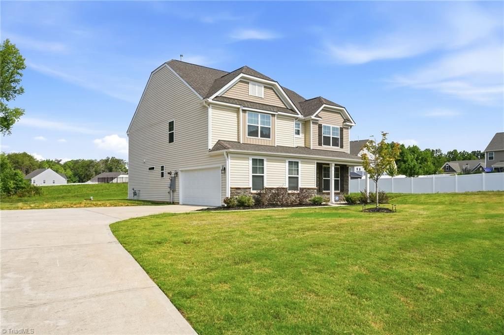 1514 Motsinger Road, Winston-salem, NC 27107