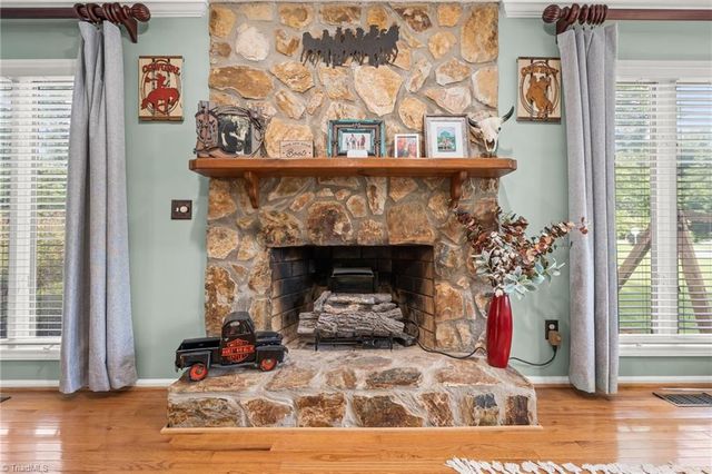4763 Pineview Drive, Trinity, NC 27370
