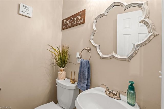 4763 Pineview Drive, Trinity, NC 27370