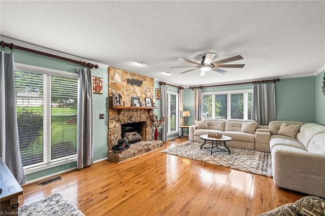 4763 Pineview Drive, Trinity, NC 27370