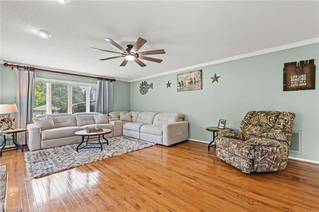4763 Pineview Drive, Trinity, NC 27370