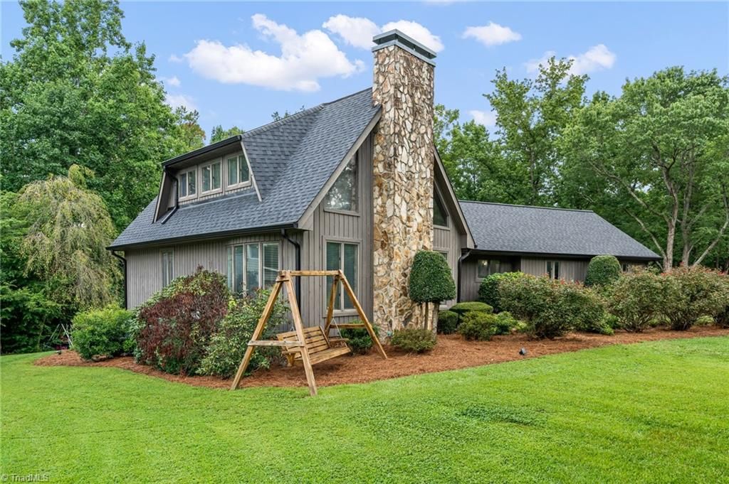 4763 Pineview Drive, Trinity, NC 27370