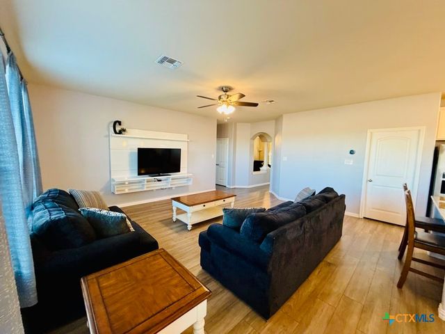 3301 Aubree Katherine Drive, Killeen, TX 76542