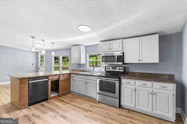 109 Webb Drive NE, Calhoun, GA 30701