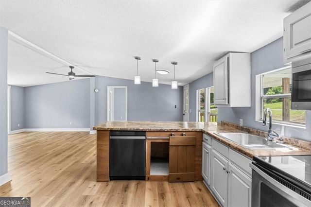 109 Webb Drive NE, Calhoun, GA 30701