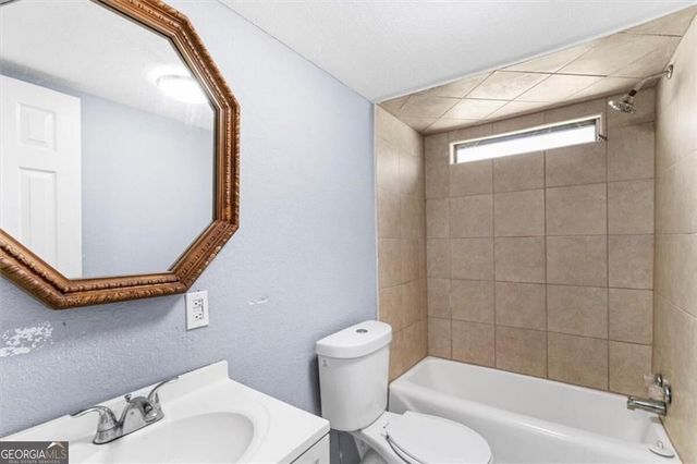 109 Webb Drive NE, Calhoun, GA 30701