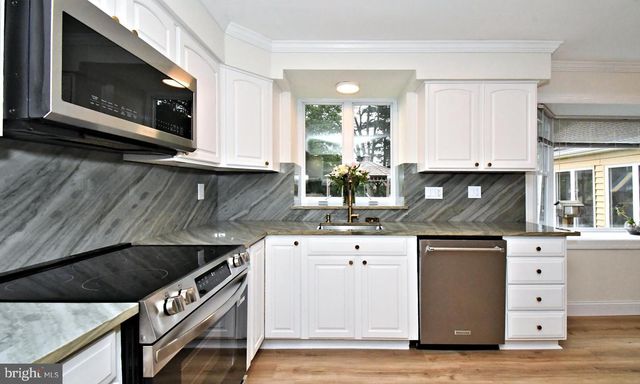 817 STARK CIR, Yardley, PA 19067