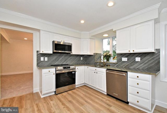 817 STARK CIR, Yardley, PA 19067