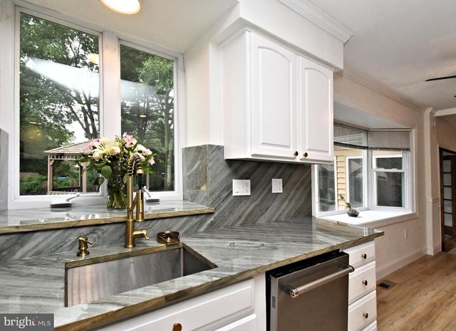 817 STARK CIR, Yardley, PA 19067