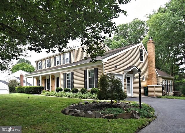 817 STARK CIR, Yardley, PA 19067