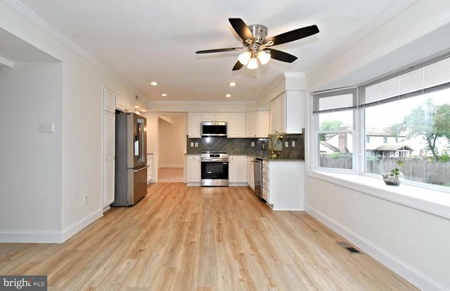 817 STARK CIR, Yardley, PA 19067