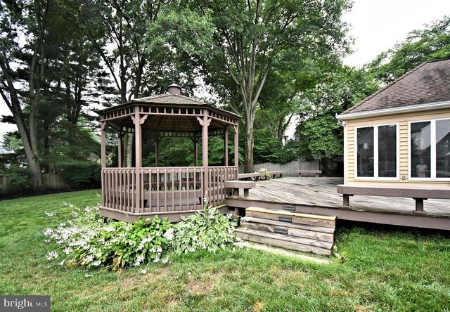 817 STARK CIR, Yardley, PA 19067