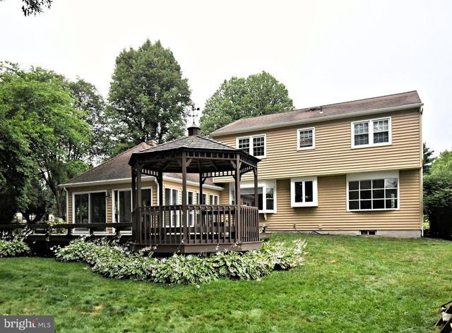 817 STARK CIR, Yardley, PA 19067