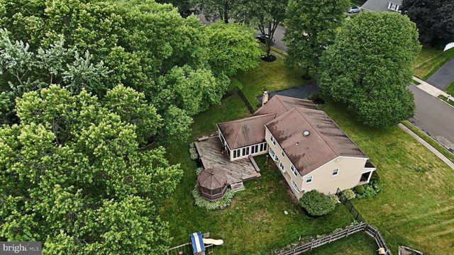 817 STARK CIR, Yardley, PA 19067