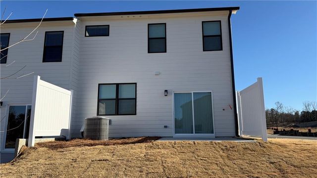 7253 Mulberry Trace Lane, Flowery Branch, GA 30542