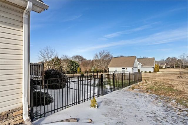 609 Providence Point Drive, Seneca, SC 29678