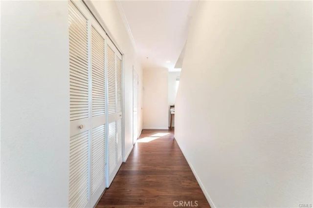 5220 Premiere Hills Circle 228, Woodland Hills, CA 91364