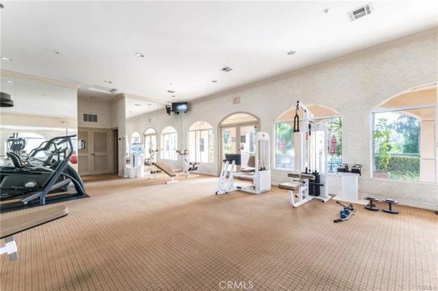 5220 Premiere Hills Circle 228, Woodland Hills, CA 91364