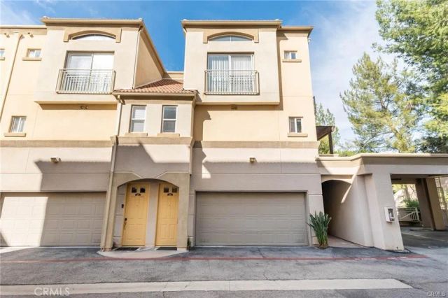 5220 Premiere Hills Circle 228, Woodland Hills, CA 91364