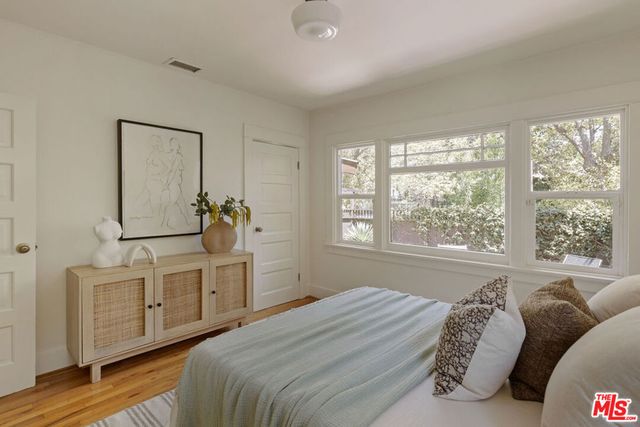1149 Manzanita Street, Los Angeles, CA 90029