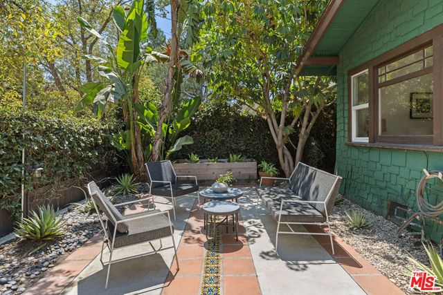 1149 Manzanita Street, Los Angeles, CA 90029