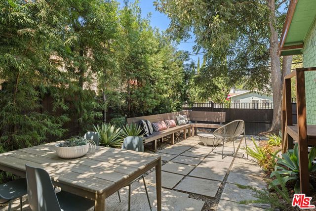 1149 Manzanita Street, Los Angeles, CA 90029